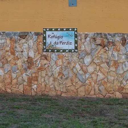 Сasa de vacaciones Refúgio Da Perdiz - Nature's Luxury Retreat *